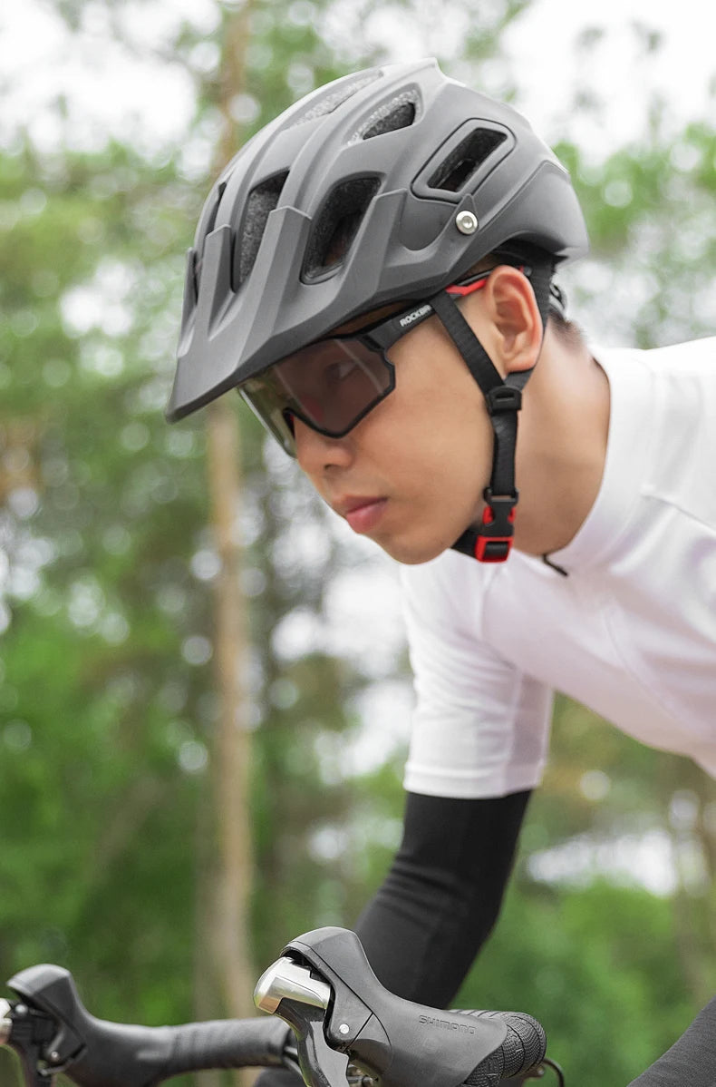 Rockbros Photochromic Cycling Glasses UV400 Protection for MTB and Road Bike