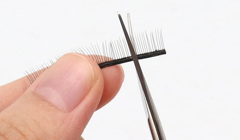 Professional 9cm Stainless Steel Makeup Scissors For Eyebrow Nose Hair Trimming And Facial Grooming